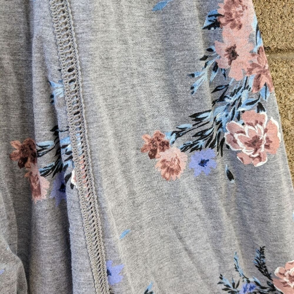 Torrid Jersey Knit Gray Floral Flowy Tank Dress Sz 00 M/L 10 Cottage Granny - Picture 7 of 8